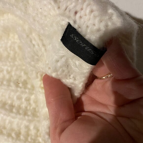 White Squall Hat Chunky Knit Beanie One Size, NEW, Seirus Cable Knit Winter Hat - Picture 2 of 5